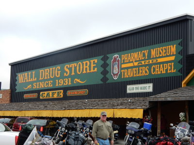 Famous Wall Drug, Wall, SD