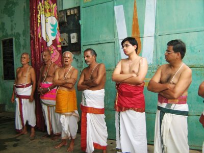 Eedu Utsavam - Thiruvahindrapuram (23).JPG