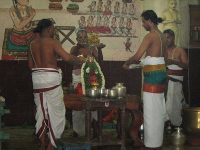 Eedu Utsavam - Thiruvahindrapuram (60).JPG