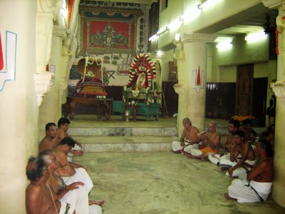 Eedu Utsavam - Thiruvahindrapuram (66).JPG