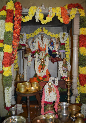 09_Thiruvenkadamudayan, Madhurakaviaazhwar, Ramanujar, Ananthalwan.JPG