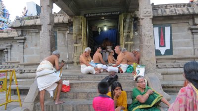 Sri MamunikaL sathumurai -aippasi moolam -Thiruneermalai