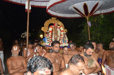 Devapperumal Procession towards Mamunigal Sannidhi