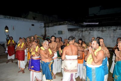 Karthikai baranai -vijay varusham AruLalap peurmaL empeuramanar thirunakshathiram -Tiruppadakam- Thriuvaimozhi sevai sathumurai
