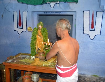 Perumal Kovil Sri Thirukachi Nambigal Thiruppavai Sarrumurai 