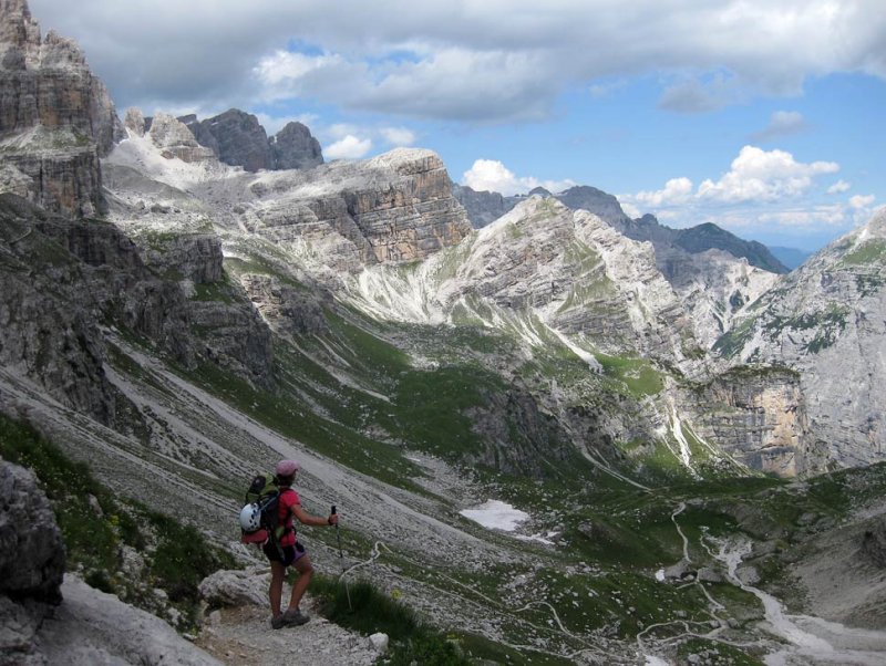 Pedrotti hut walk in