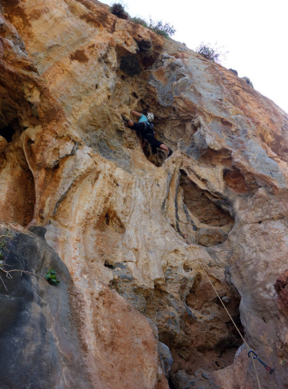 Climbing at Argononta