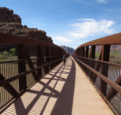 We exit Arches NP and hike over the Colorado river to Moab