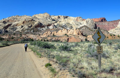 Approaching Capital Reef NP and the 'Waterpocket fold'