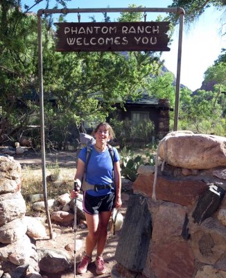 We make Phantom Ranch by 8.20 and it is already hot
