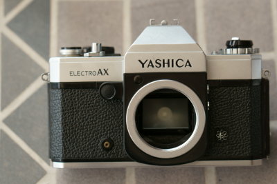 Yashica Electro AX (1975)