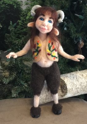 Needle Felted dolls. Click on image to enter gallery