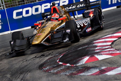 #5 James Hinchcliffe