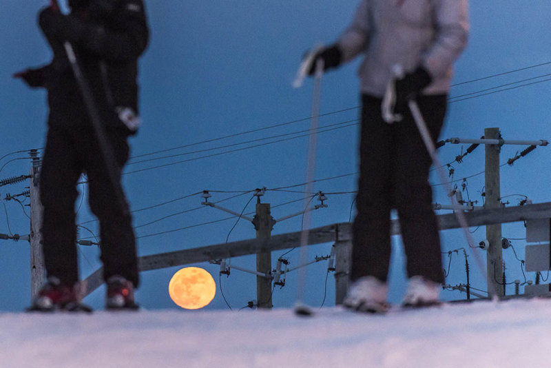 full moon skiing