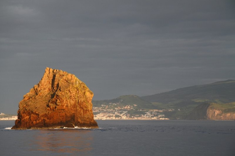 Sunlit rock, near Pico island