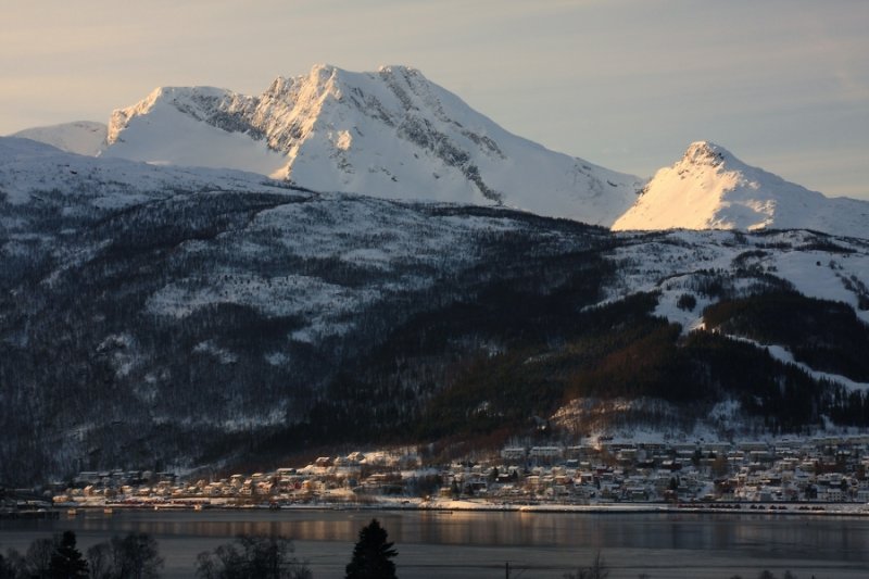 Skjomtinden, seen from Narvik
