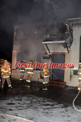 56 riverside dr_0015.jpg
