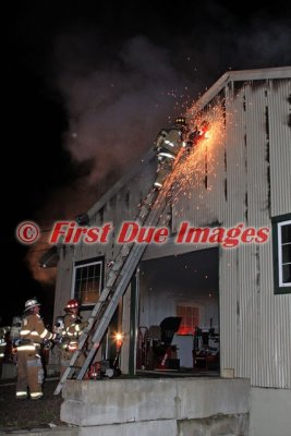56 riverside dr_0041.jpg
