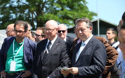 25-Thierry Braillard ( droite), JL Charon (Prsident FFG) au centre, J. Van De Velde directeur du tournoi