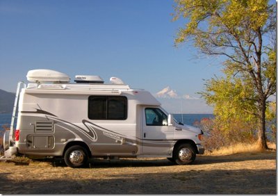 Travelbug, Our 2002 (2003 Model) Chinook Premier 2100 Motorhome