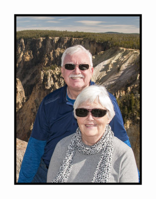 314 14 10 18 Barry & Judy at Yellowstone NP