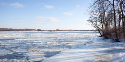Broken Ice at Lone Point