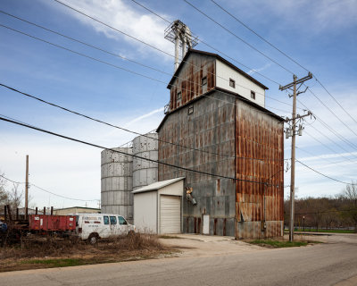 Yorkville Elevator 