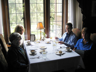 Sunday Lunch at the English Inn