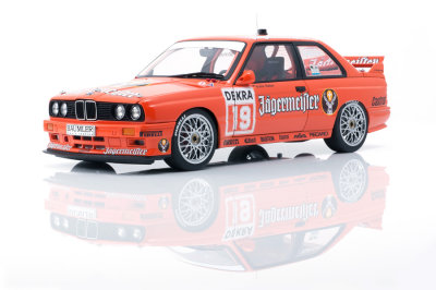 BMW M3 DTM 1992 