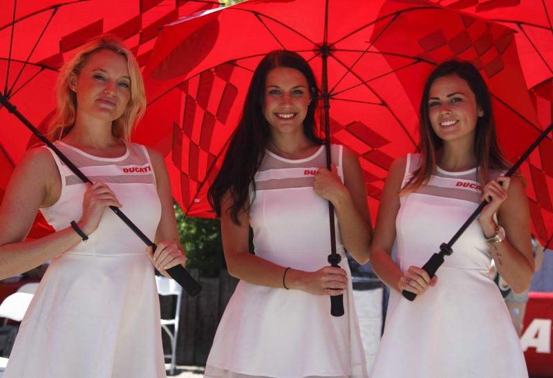 _Ducati Girls