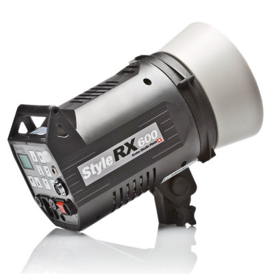 Elinchrom-compact-style-rx-600