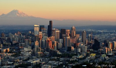 Mt Rainier and Seattle's skyline
