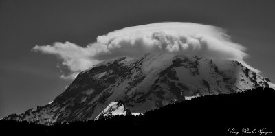 Mt Rainier, Cap Cloud, Cascade Mountains, WA  