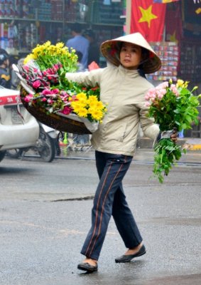 flower lady, Hanoi Old Quarters, Hanoi, Vietnam 