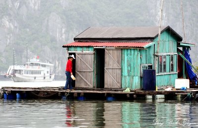 household chores, floating home, Cua Van floating village,Ha Long Bay, Vietnam 