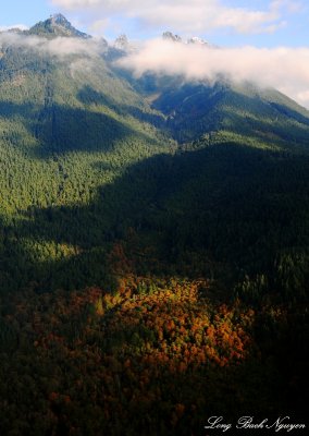 Fall foliage on Gunn Peak, Cascade Mountains, Washington  