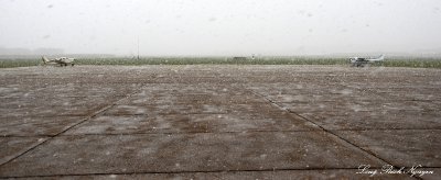falling snow Iowa City Airport, Iowa 