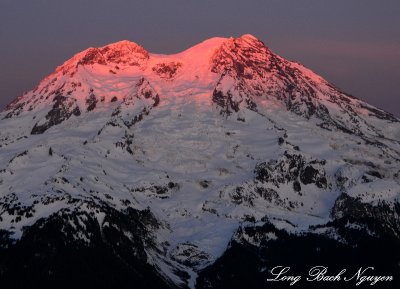 Last of sunset, Mount Rainier National Park, Cascade Mountains, Washington 