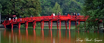 The Thuc Bridge, Lake Guom, Hanoi, Vietnam  