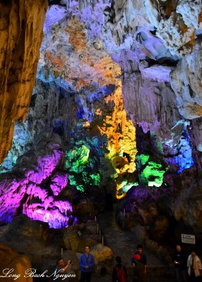 Dau Go Cave, Ha Long Bay, Vietnam   