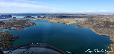 Final approach to Grand Coulee Dam Airport, Banks Lake, Steamboat Rock, Electric City, Washington  