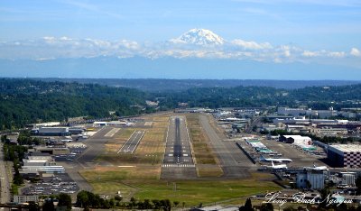  Boeing Field, King County International Airport, Runway 13L and 13R, Boeing Flight Test, Mount Rainier, Seattle 