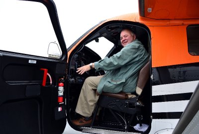 PBase Friend Rick Bricker,Edmonton Airport