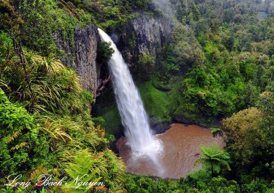 Bridal Veil Falls, Pakoka River, Waikato, New Zealand  