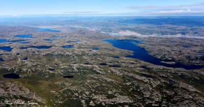 Orssuarnissarajugtog Lake, Orkendalen River, Angmalortup Nuna, Sondre Stromfjord, Greenland 