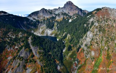 Joe Lake, Huckleberry Mountain, Lemah Mountain, Cascade Mountains 