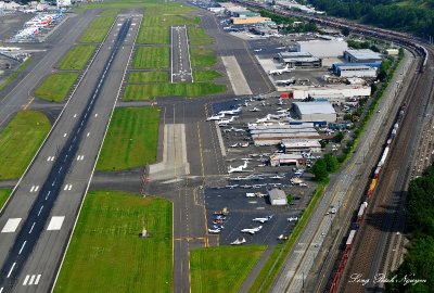 High Final to Runway 31R, Boeing Field, King County International Airport, Seattle  