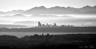 Bellevue, Lake Washington, Seattle, Puget Sound, Gold and Green Mountain, Olympic Mountains, Washington 