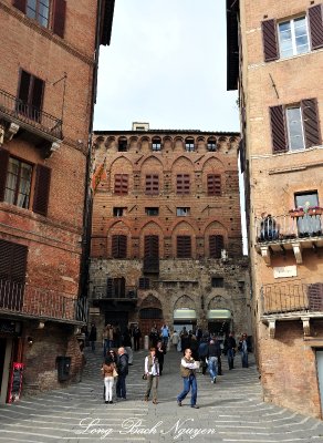 Costa Barbieri, Palazzo delle Papesse, Siena Italy 