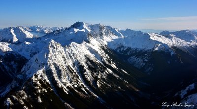 Needle Peak, Dark Peak and Glacier, Bonaza Peak, North Cascades Mountain, Washington 671  